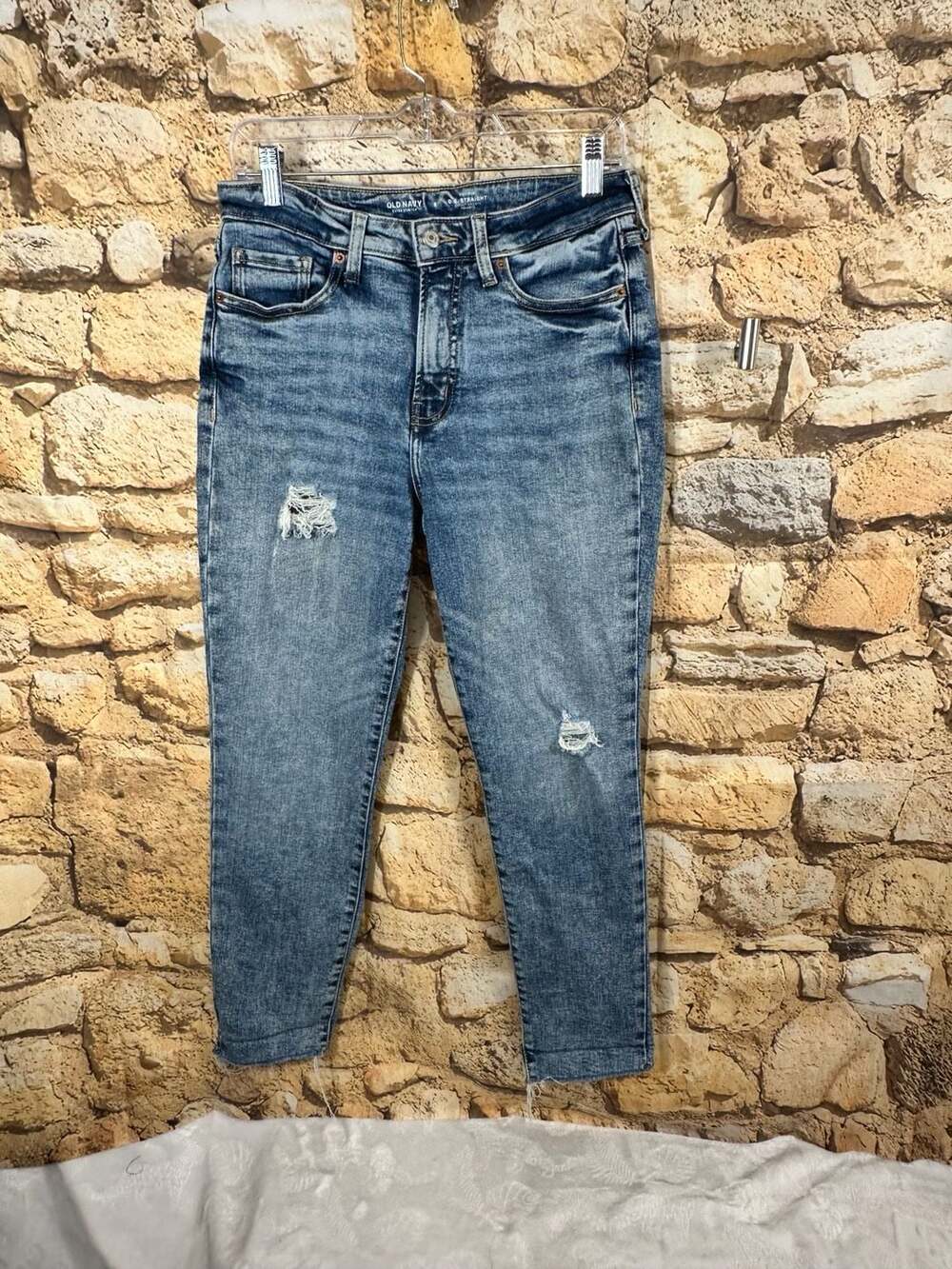 Old Navy High Rise O.G. Straight Distressed Jeans Size 6 Blue Denim